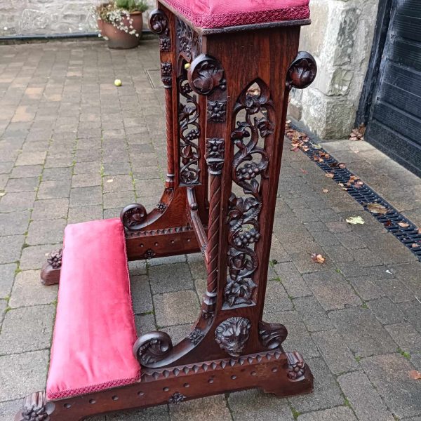 Church Carved Oak Prayer Kneeler - Image 3