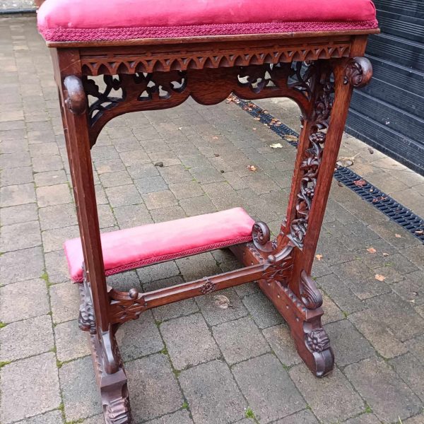 Church Carved Oak Prayer Kneeler - Image 4