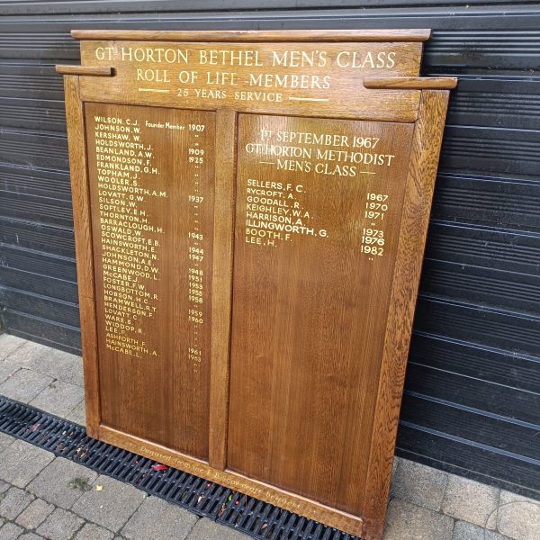 GT Horton Methodist Church Roll of Life Members Signage. Oak. - Image 4