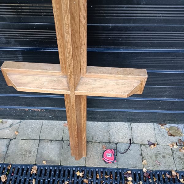 Large Oak Church Cross from Kell Methodist Church. Quality. - Image 5