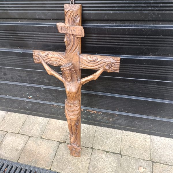 Large Solid Wooden Crucifix.27 ins tall. - Image 2