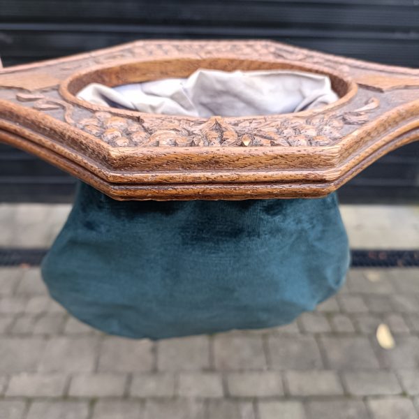 Beautiful Oak and Velvet Church Offertory Bag. C 1900 - Image 4