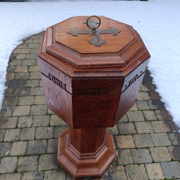 Amazing Large Church Baptism Pine Font. C 1880.Original Copper Water Bowl. - Image 2