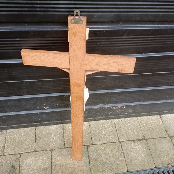Large French Oak Cross Crucifix. 26 ins tall x 13 ins wide. Jesus is pottery or terracotta . - Image 5