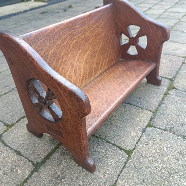 Oak Church Book Stand. Free Postage. - Image 2