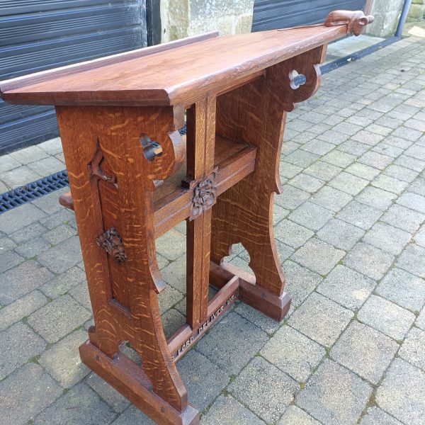English Church Oak Lectern. C1885 - Image 2