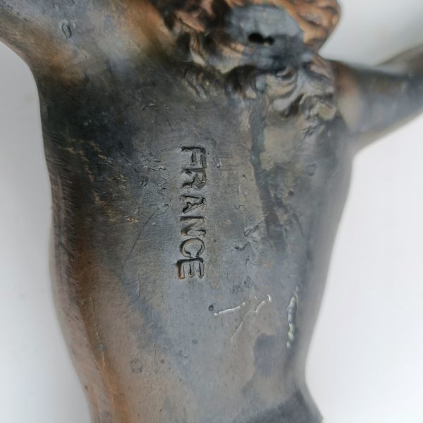 Large Metal Crucifix ready to hang. 17 ins x 11 ins - Image 4