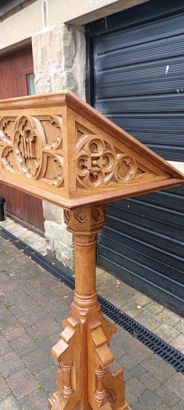 ENGLISH OAK GOTHIC LECTERN - Image 8