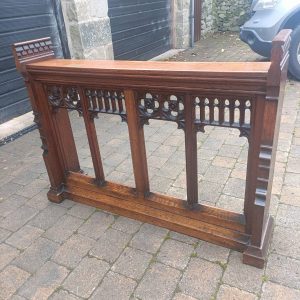 C1919 Church Alter Rail. Oak. Commemorative. Pugin Style. Brass plate. Measurements are 45 ins long x 33 ins tall x 10 ins deep.